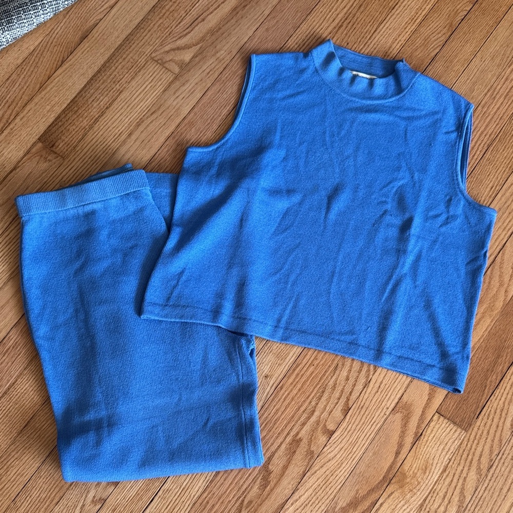St. John Collection pants set